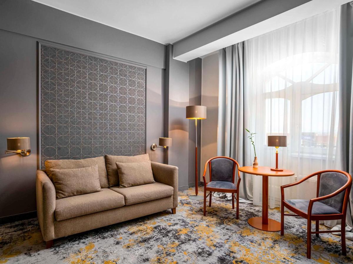 Mercure Sibiu Airport Bagian luar foto