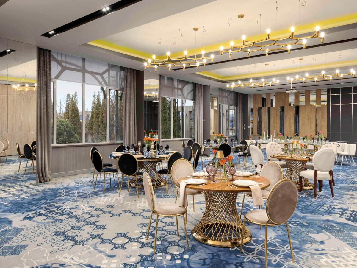 Mercure Sibiu Airport Bagian luar foto