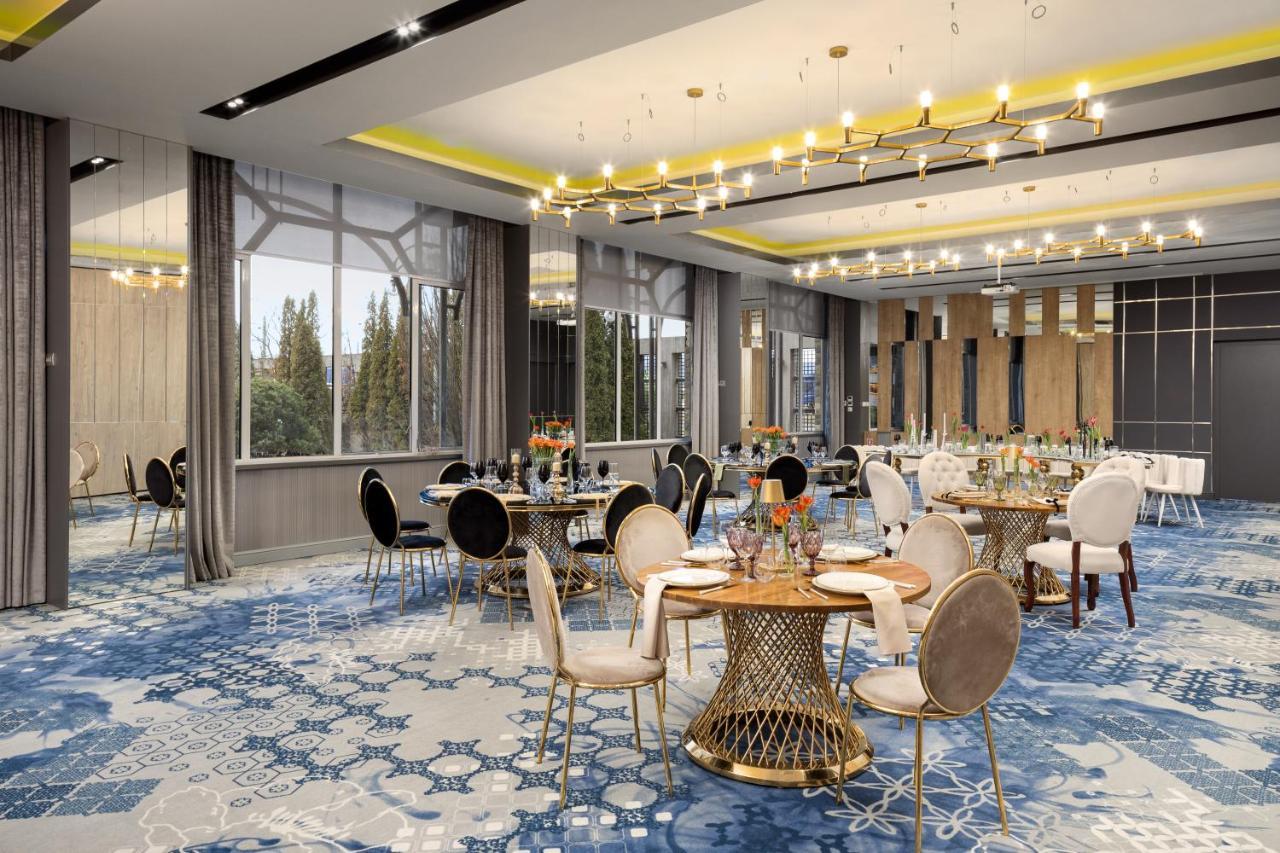 Mercure Sibiu Airport Bagian luar foto