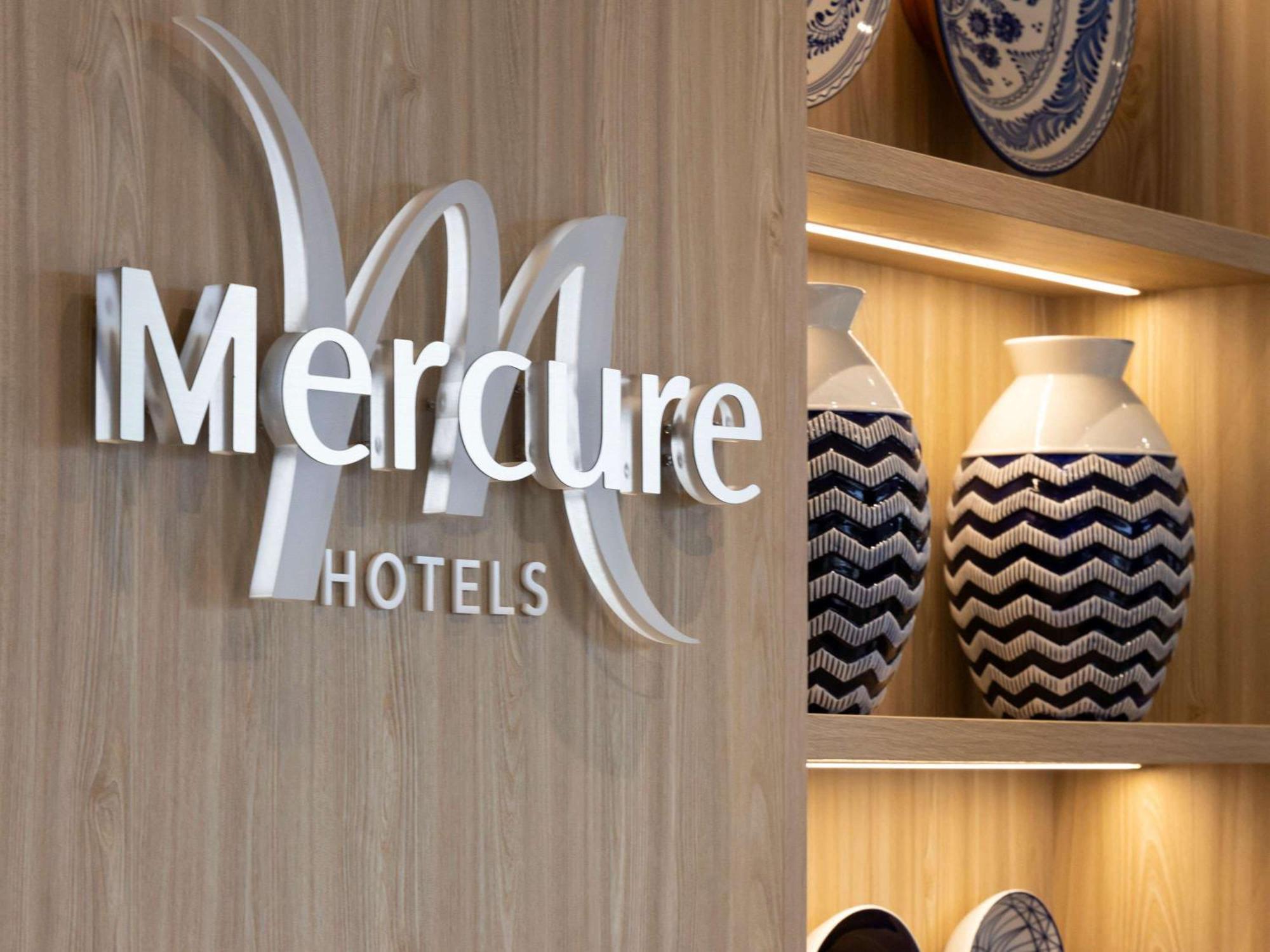Mercure Sibiu Airport Bagian luar foto